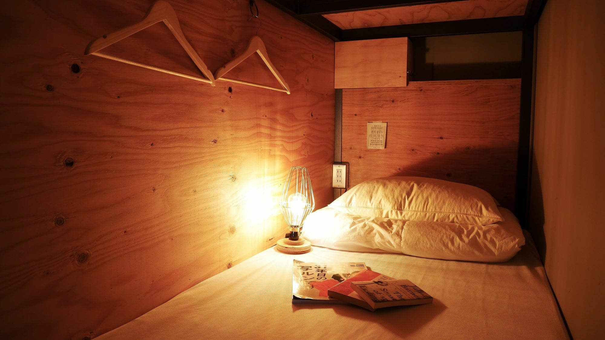 Book And Bed Tokyo-Kyoto Hostel Bagian luar foto